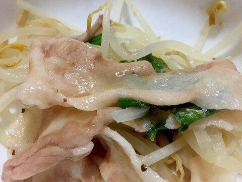 もやしと豚バラ肉の蒸し鍋♪
